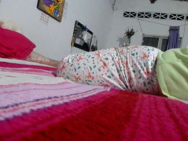 maturehornykinky live cam on BongaCams