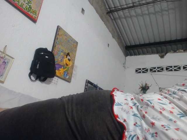 Preview of maturehornykinky