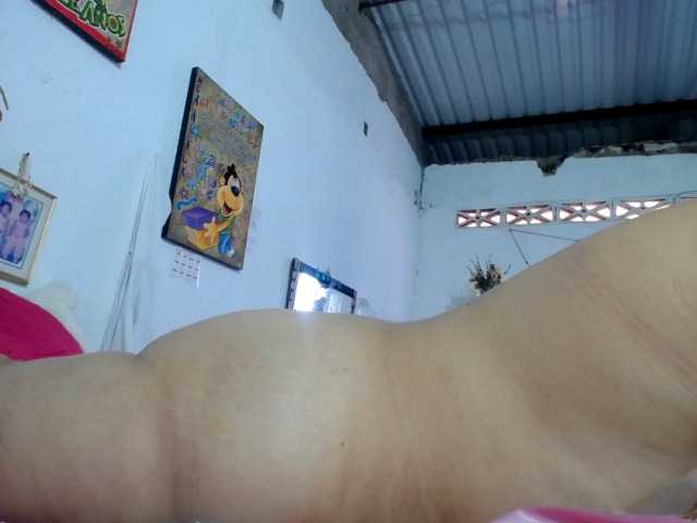 maturehornykinky live cam on BongaCams