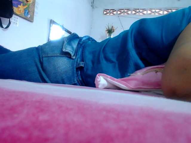 maturehornykinky live cam on BongaCams