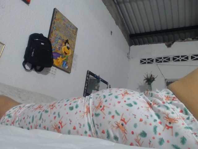 Preview of maturehornykinky