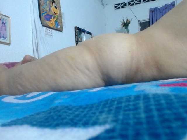 maturehornykinky live cam on BongaCams