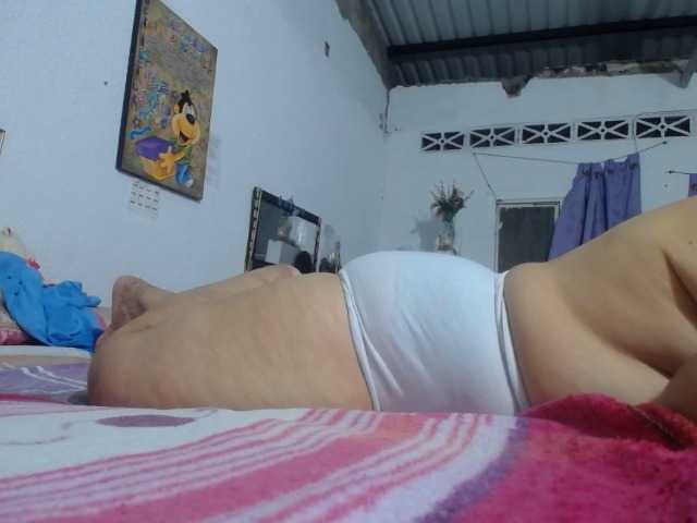 maturehornykinky live cam on UnifiedCams