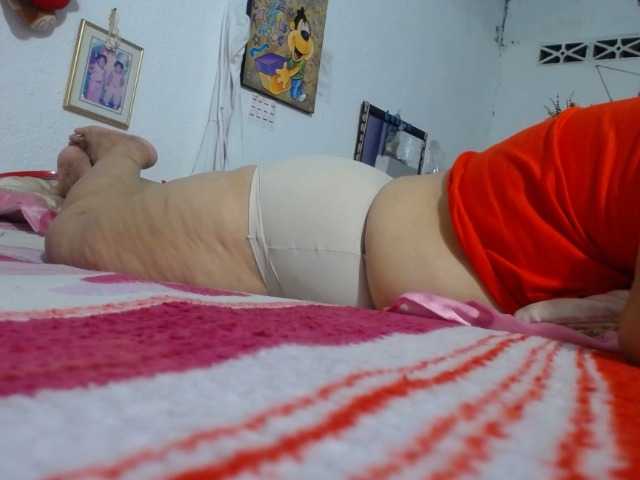 maturehornykinky live webcam show