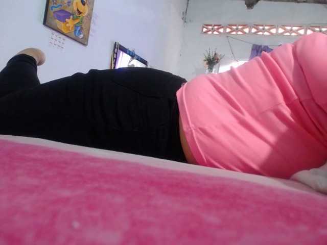 maturehornykinky cam belle