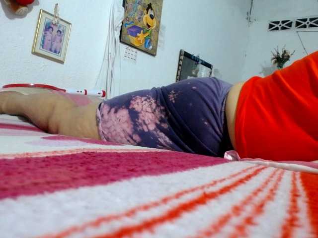 maturehornykinky cam belle