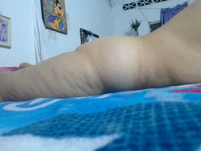 maturehornykinky live cam on BongaCams
