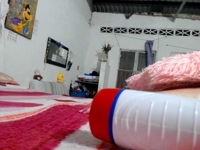 maturehornykinky live cam on BongaCams