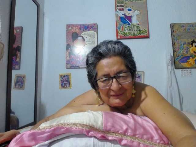 maturehornykinky live webcam show