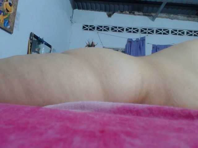 maturehornykinky cam belle