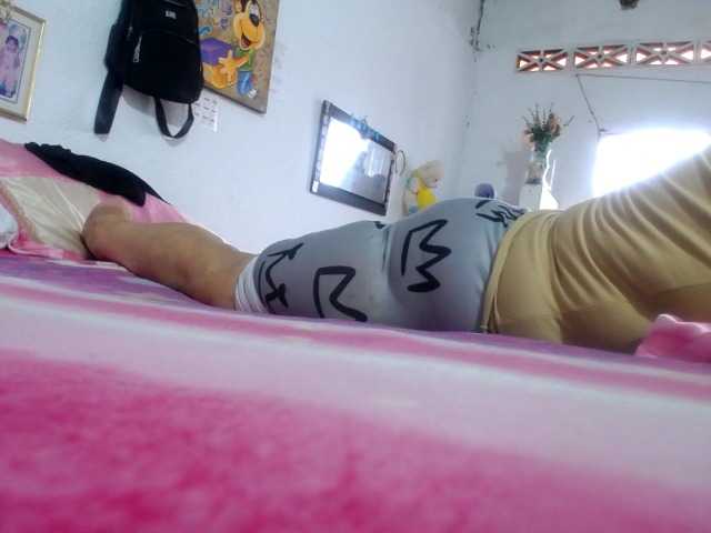 maturehornykinky live cam on BongaCams