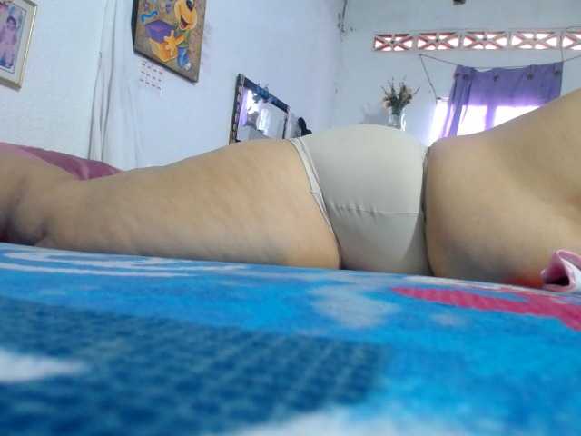 maturehornykinky live cam on BongaCams