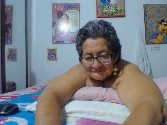 maturehornykinky live cam on BongaCams