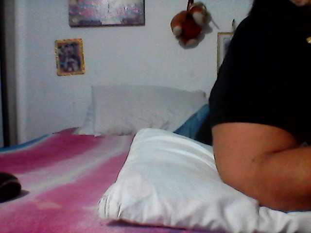maturehornykinky live cam on BongaCams