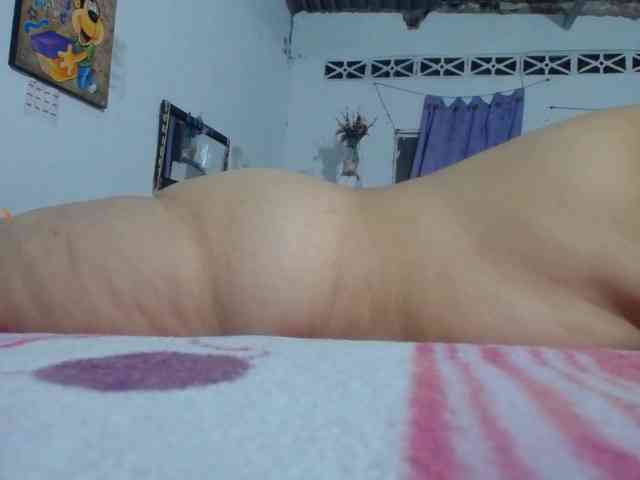 maturehornykinky webcam