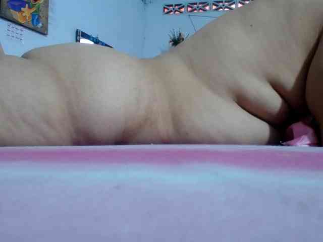 maturehornykinky webcam