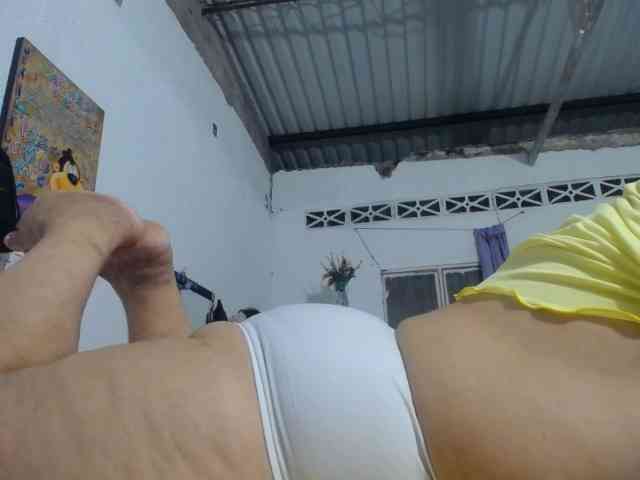 maturehornykinky webcam