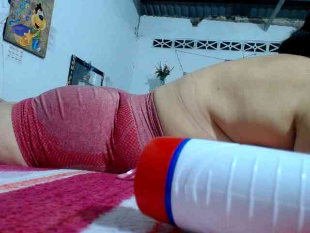 maturehornykinky webcam