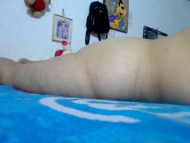 maturehornykinky webcam