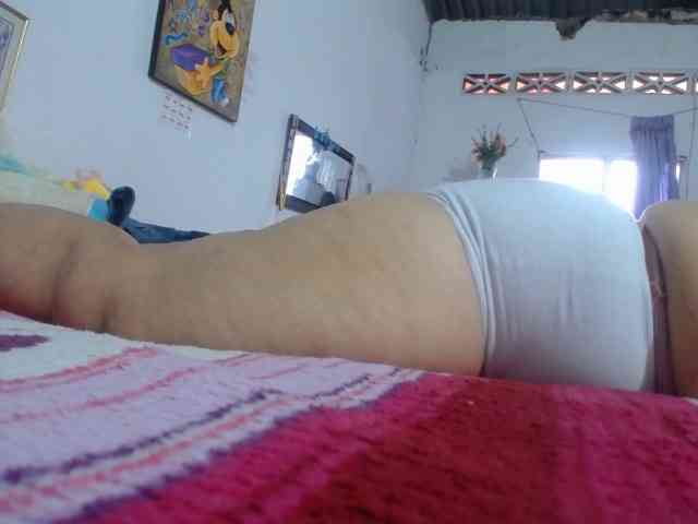 maturehornykinky webcam