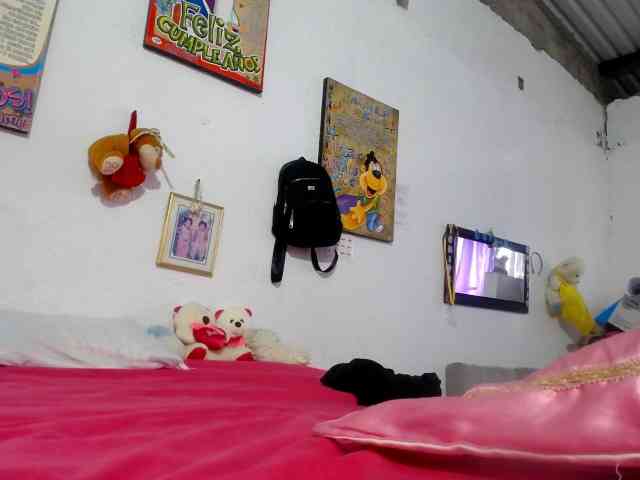 maturehornykinky webcam