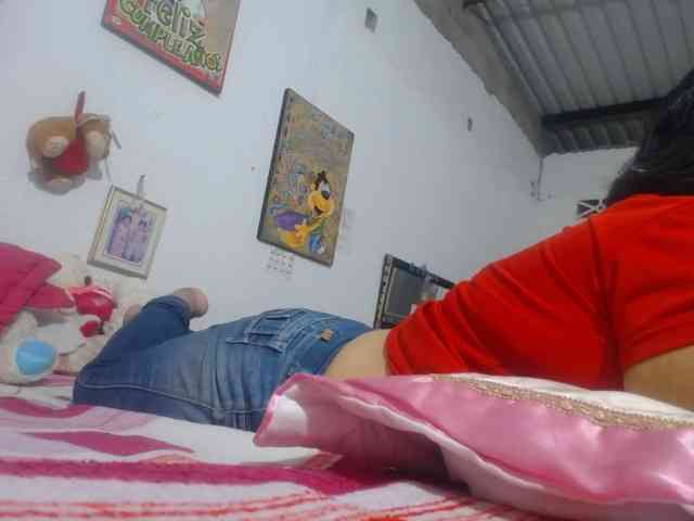 maturehornykinky webcam