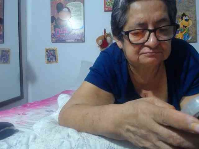 maturehornykinky webcam