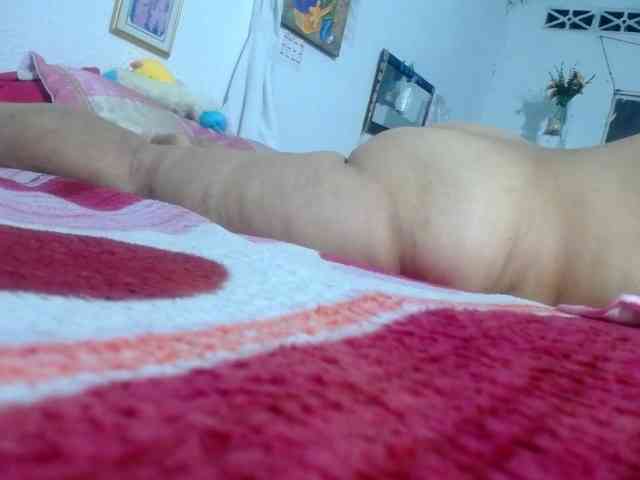 maturehornykinky webcam