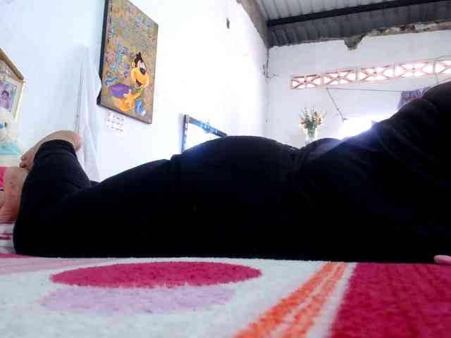 maturehornykinky webcam