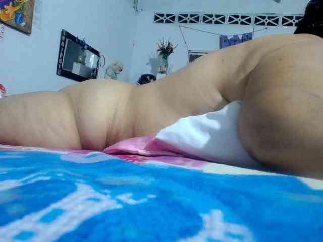 maturehornykinky webcam