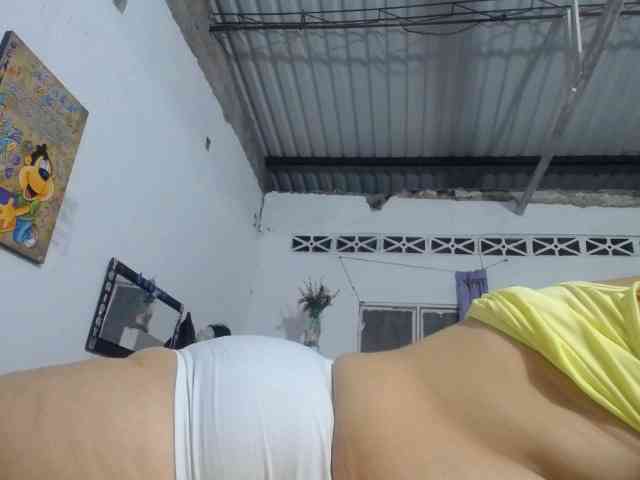 maturehornykinky webcam