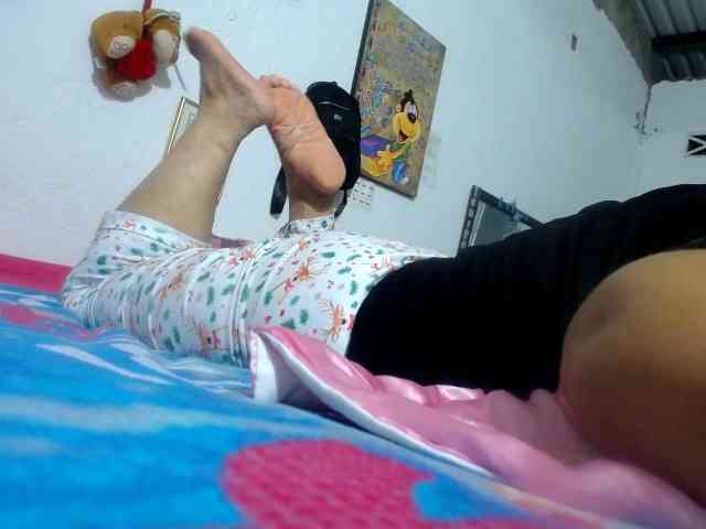 maturehornykinky webcam