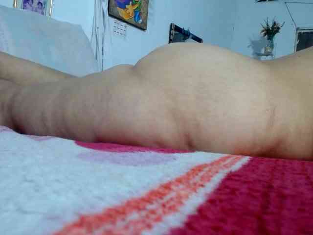 maturehornykinky webcam
