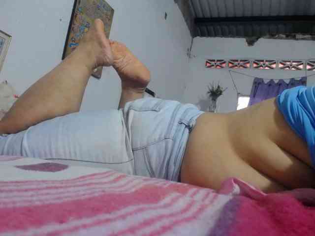 maturehornykinky webcam