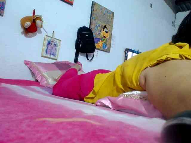maturehornykinky webcam