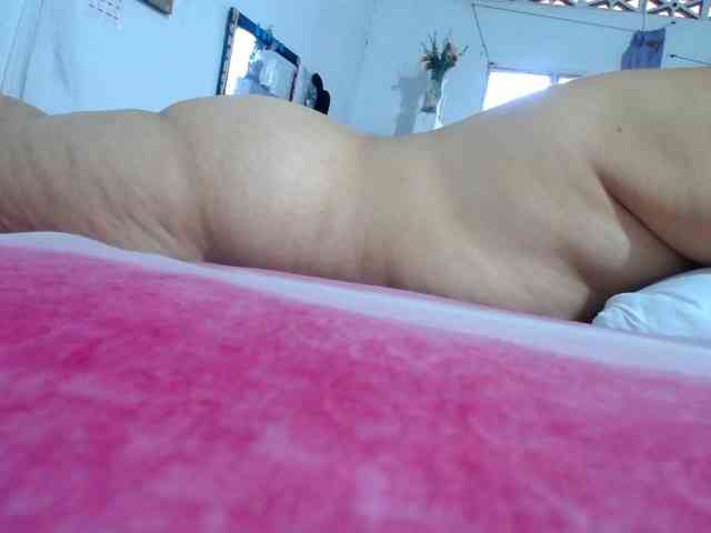 maturehornykinky webcam