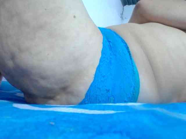 maturehornykinky webcam