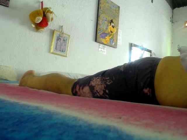 maturehornykinky webcam