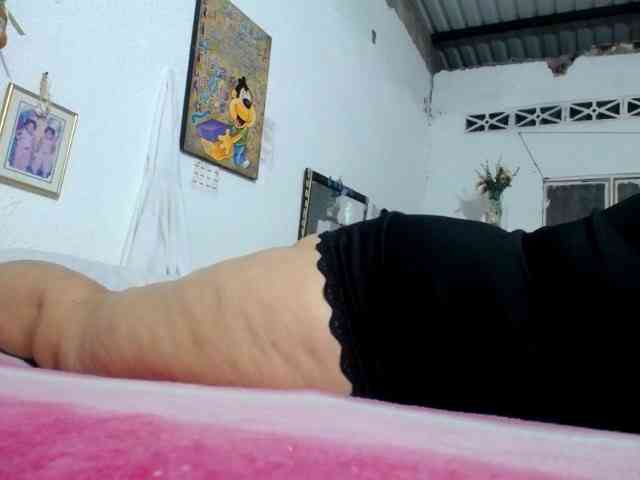 maturehornykinky webcam