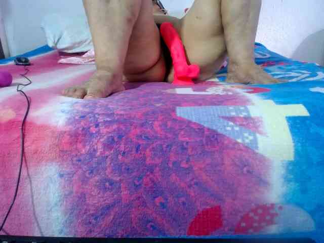 maturehornykinky webcam