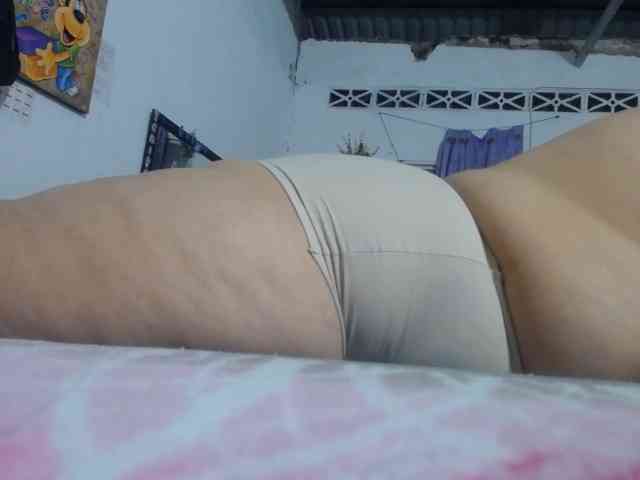 maturehornykinky webcam