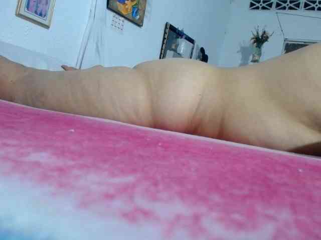 maturehornykinky webcam