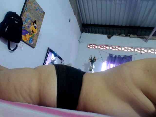 maturehornykinky webcam