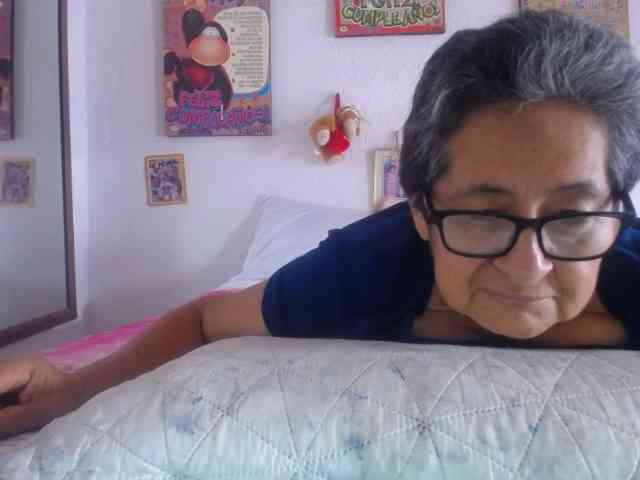 maturehornykinky webcam