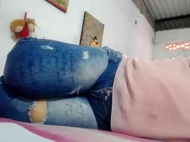 maturehornykinky webcam