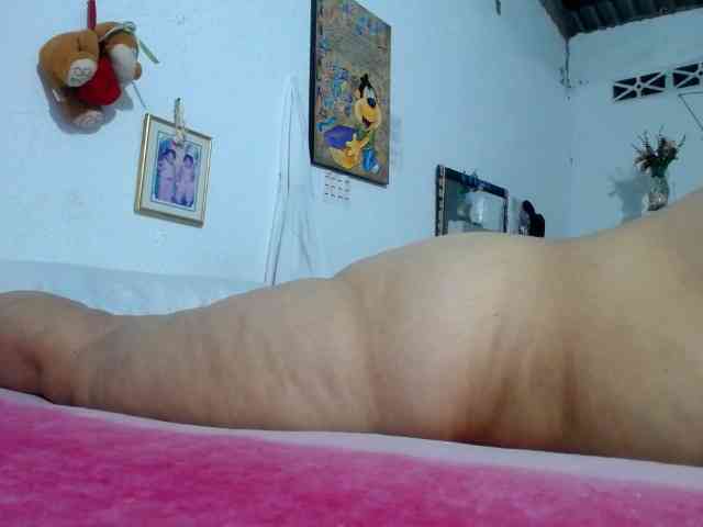 maturehornykinky webcam