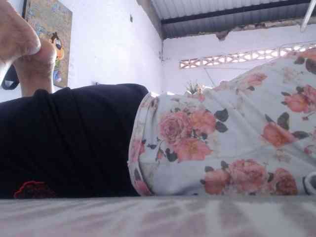 maturehornykinky webcam