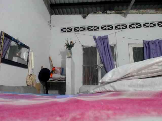 maturehornykinky webcam