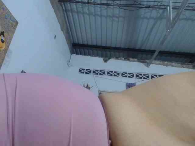 maturehornykinky webcam