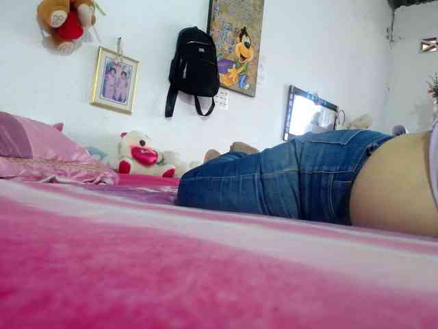 maturehornykinky webcam